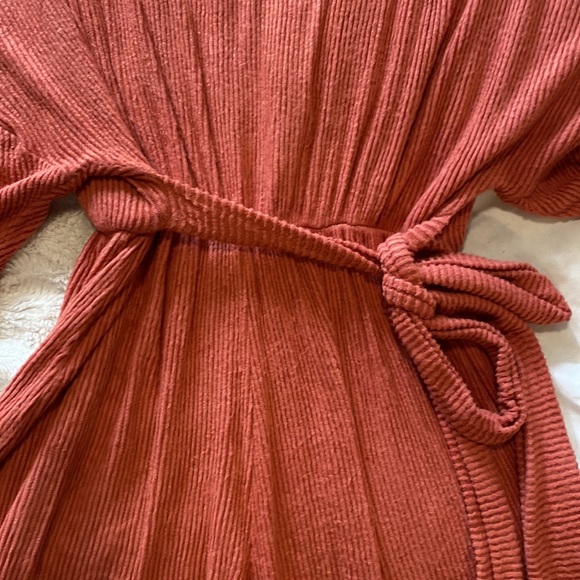 PrettyLittleThing soft romper - Picture 3 of 4